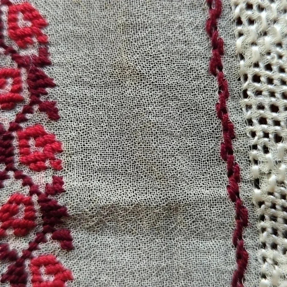 Vintage Wool Head Scarf - Picture 3 of 9